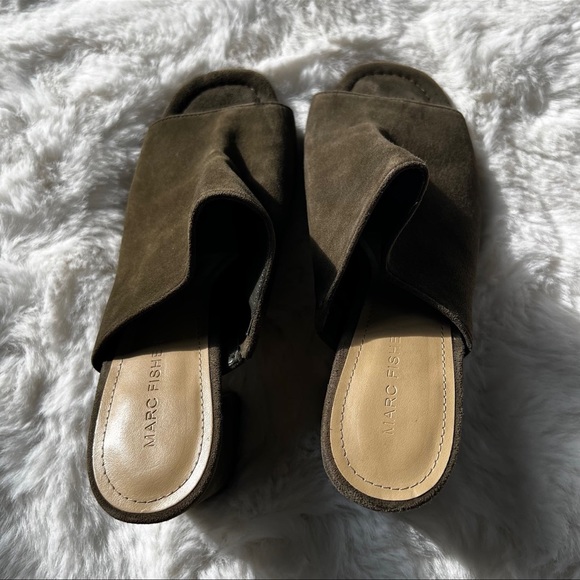 Marc Fisher Dafne Mule Suede Block Heels Olive Green Size 8 - Picture 11 of 11
